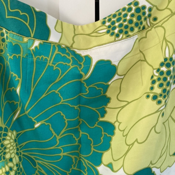 Ann Taylor Knee Length Side Zip A-Line Floral Skirt Cotton/Silk Size 6 - Picture 5 of 8